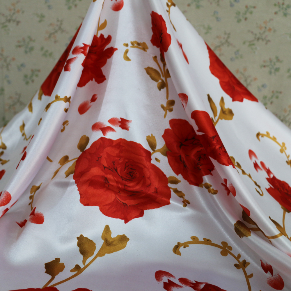 100cm*148cm röda rosor blommig charmeuse satin tyg klädväska foder tyg cheongsam tissu
