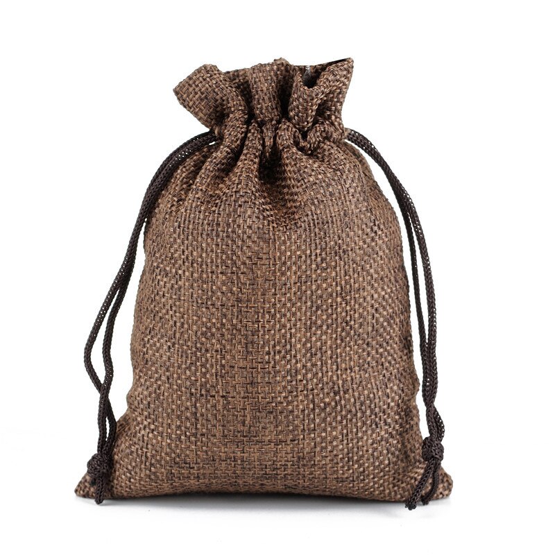 100 pcs/lot 7x9 cm différentes tailles toile de Jute toile de Jute toile de Jute sacs à cordon pochettes pour noël mariage emballage sac: Dark coffee