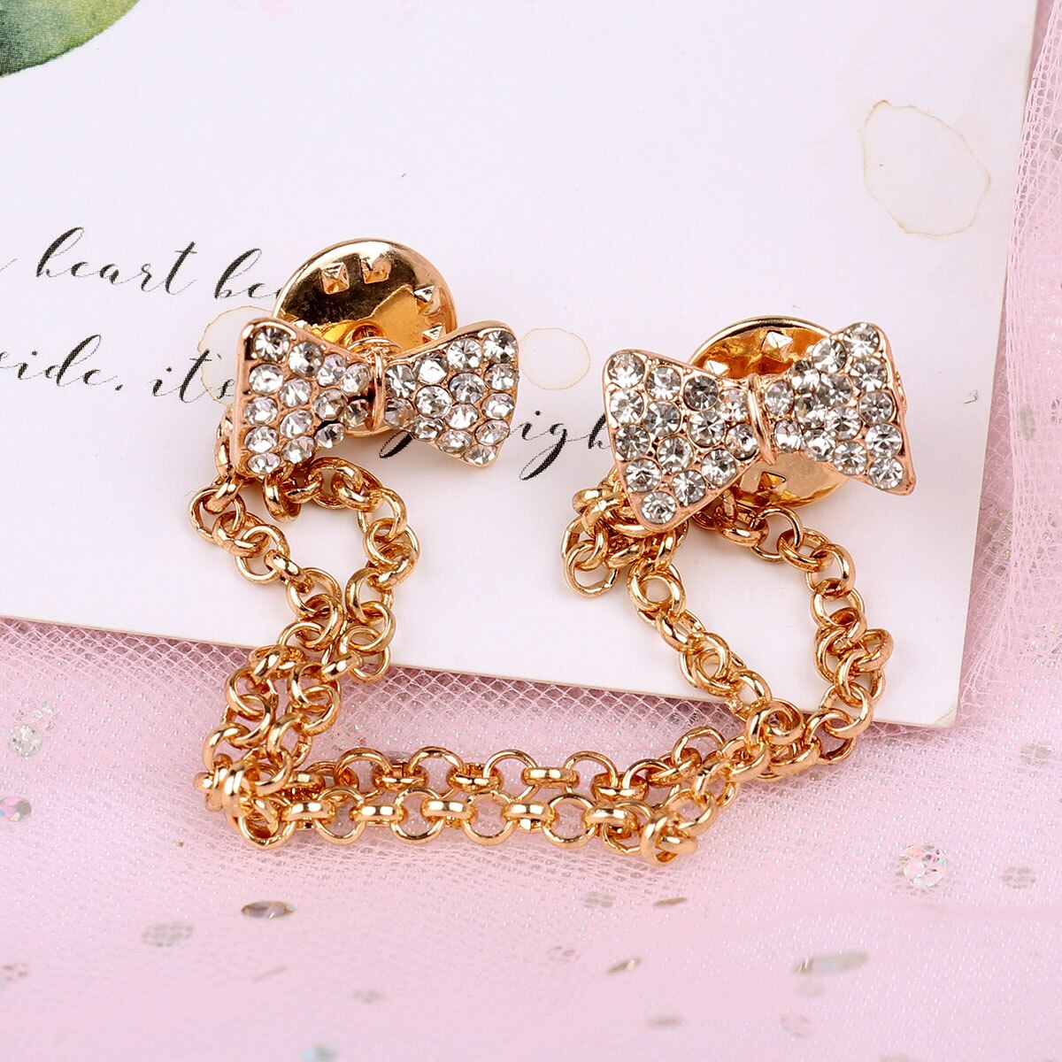 Antique rétro broche broche 4 Styles broche en métal pour Cape/Cape fermoir pull châle chaîne Clips vêtements bijoux décoration: Bowtie Gold