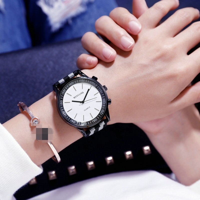 Heren Horloge Quartz Casual Eenvoudige Metalen Nylon Gestreepte Band Quartz Horloge Britse Trend Grote Wijzerplaat Cadeau Voor Vriendje: white