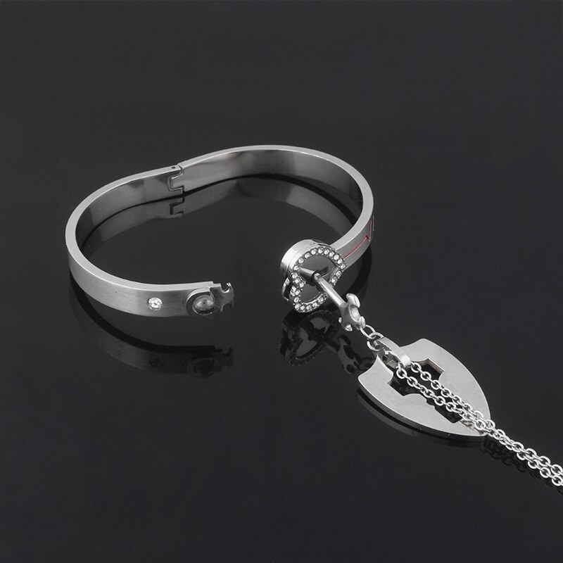 Love Heart Lock Bracelet Stainless Steel Bangles Key Pendant Couple Lovers Jewelry Valentine's Day