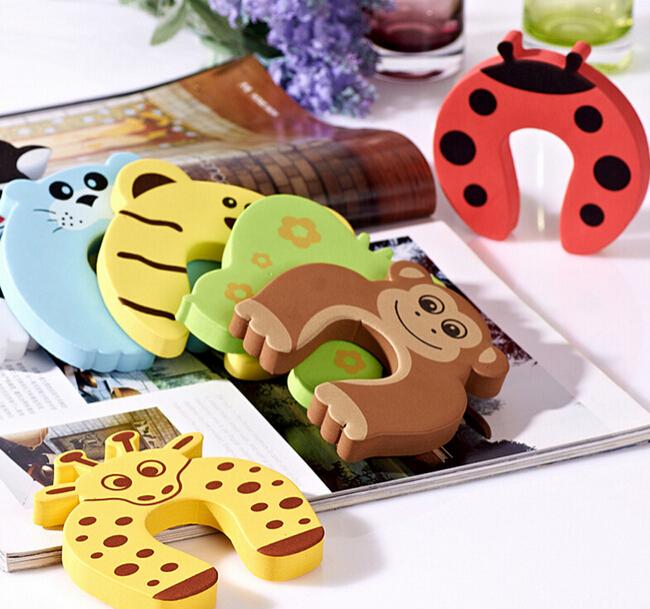2Pcs Kids Baby Cartoon Animal Jammers Stop Edge & Corner for Children Guards Door Stopper Holder lock Safety Finger Protector