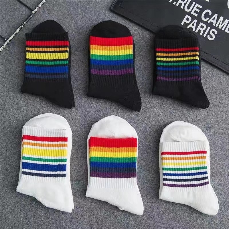Höstrandig regnbåge dam strumpor japanes ins trend söta tubstrumpor för damer färgglada och roliga 405