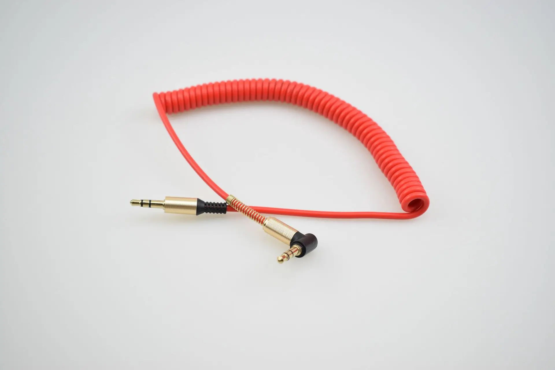 3.5 Jacek AUX Kabel audio 3.5MM męnarty robić męskiego Kabel robić telefonu Głośnik samochodowy MP4 Słuchawki 1.8M Jacek 3.5 Sprężynowe kable audio: Czerwony