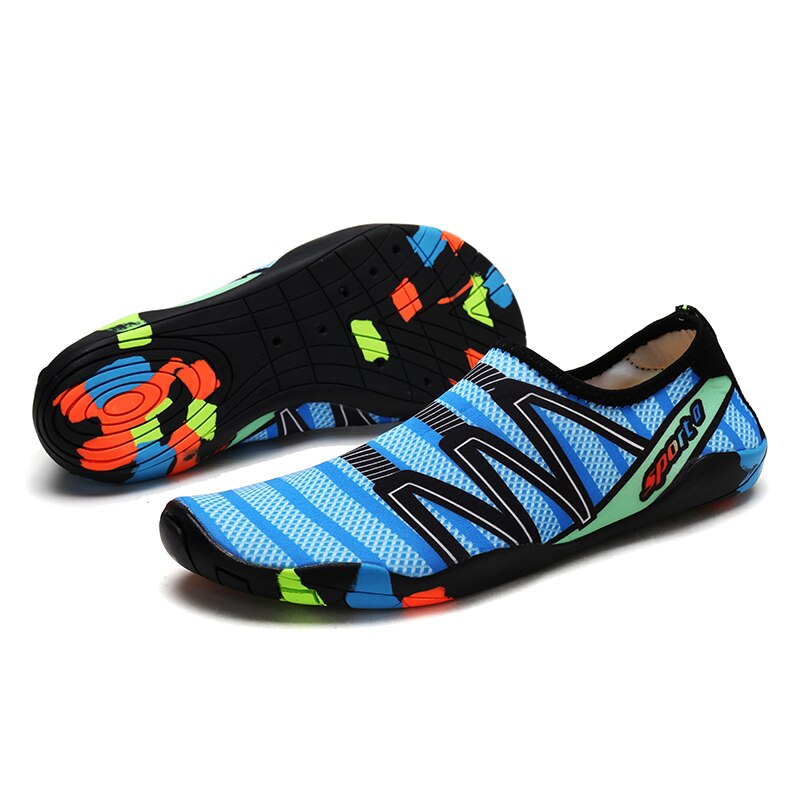 Water Shoes Men - Quick-Drying Rubber Beach Aqua Shoes - Summer Slip-on