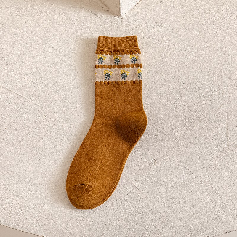 Sarjakuva eläimet kirjonta söpöt naisten sukat japanilaiset kawaii röyhelösukat kukkakuvioiset pitkät sukat jouluvuoteen& #39 #39: 10