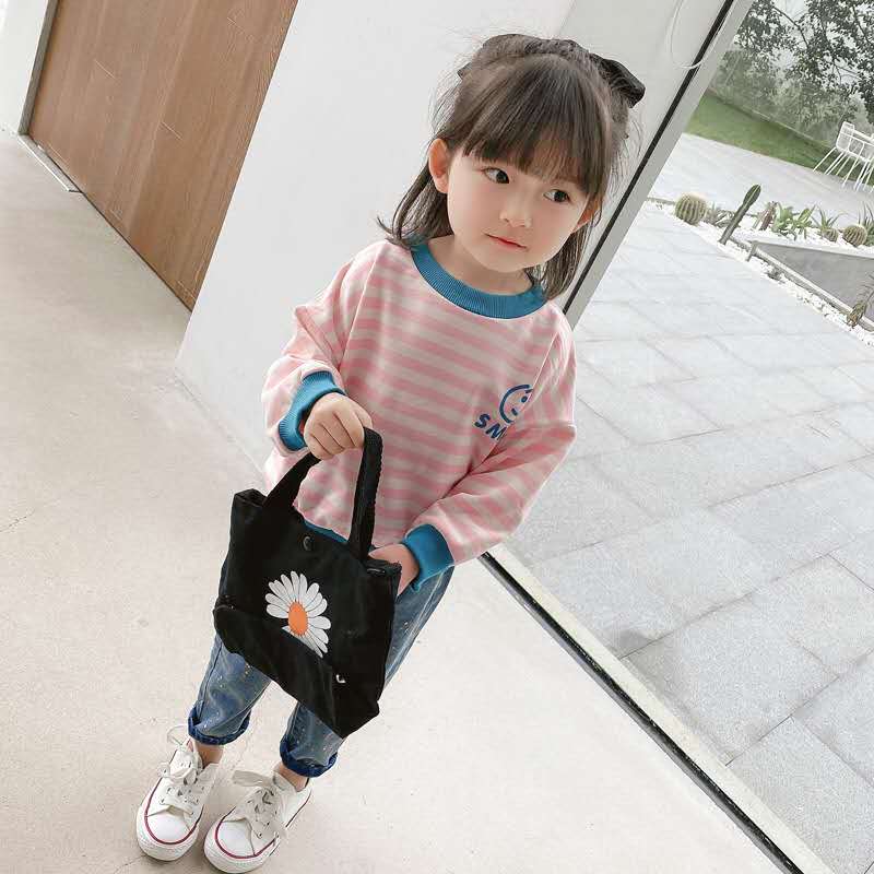 Kinderkleding Herfst Producten Kinderen Koreaanse Casual Gestreepte Trui Western-Stijl Meisjes Modieuze Alle-wedstrijd