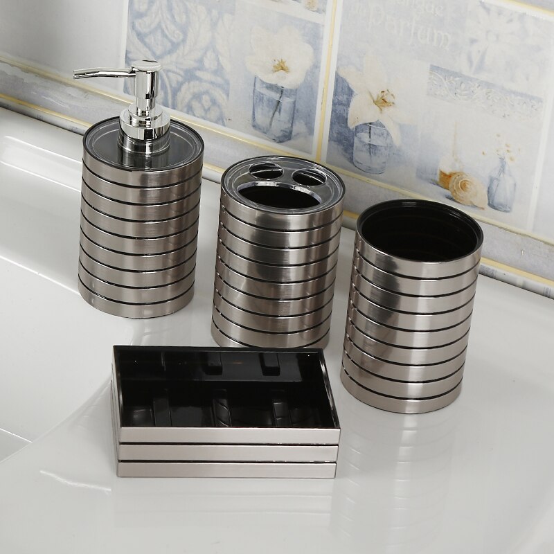 Sæt  of 4 plastik tilbehør til badeværelset sæt tandbørsteholder tandpasta dispenser sag sæbeboks toilet bruser opbevaring: Sølv