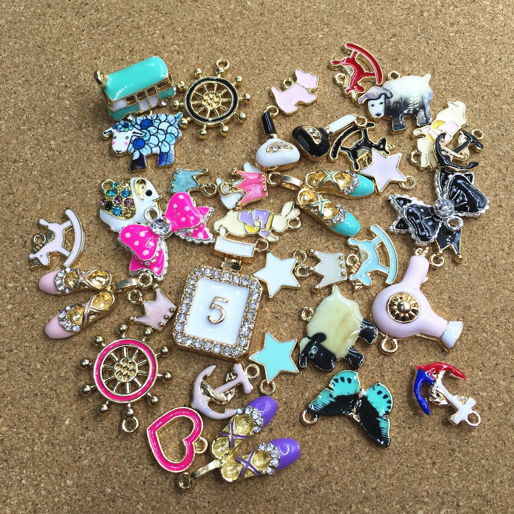 50 stuks diverse ontwerpen emaille sieraden bedels diy armband ketting oorbel goudkleurige hanger bedel olie ornament accessoires