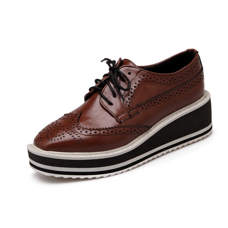 Pxelena british snørebånd preppy flad platform oxfords til kvindelige kvinder brogues wingtip platform creepers sko fretworkplus str.: Brun / 9