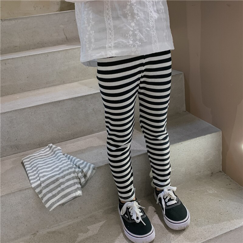 Leggings a righe per bambini 2022 primavera nuova versione coreana della penna a strisce elastiche per coltivazione automatica in stile estero per bambini