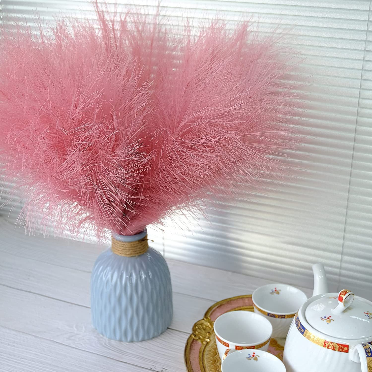 Faux Pampas Grass 17''/44cm Short Pampas Grass for Boho Home Office Decoration Artificial Reed for Floral Arrangement Vase Fills