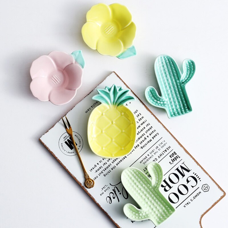 Household Novelty Pineapple Shape Ceramic Plate Fruit Dessert Concise Pastry Plate Dinnerware Home Decoration