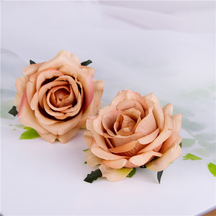 50 stk/parti kunstige rosen blomsterhoved 7cm europæiske retro silkeblomst bryllup blomster væg blomster fest hjemme dekorativ