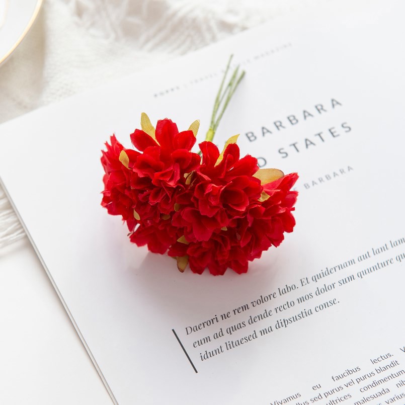 18 stücke Künstliche Blume Seide Nelke Weihnachten Hausgarten Hochzeit brautstrauß Diy box Heiße verkäufe Festival Dekorationen: XS / Rot