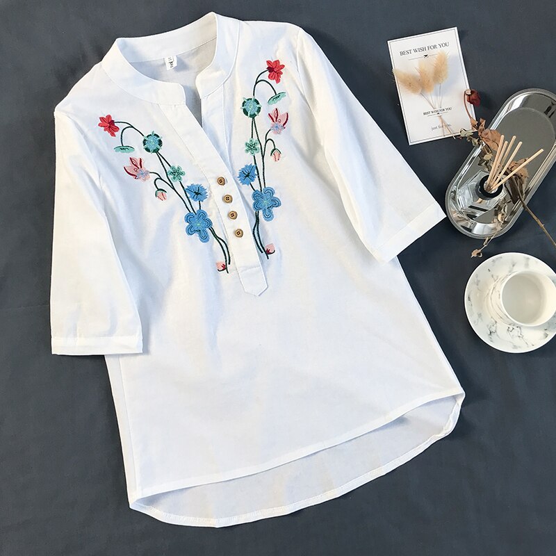 Korte Mouw Blouses Zomer Geborduurde Shirts Vrouwen Kleding V-hals Mode Bloemen Vrouwen Tops Slanke Shirts 0537 40: WHITE / XL