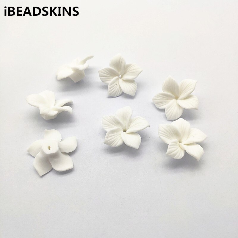 ! 28 x 27mm 50 stk fladbundede keramiske blomster til bryllupssmykker diy gør øreringe dele, håndlavede smykker diy: Default Title