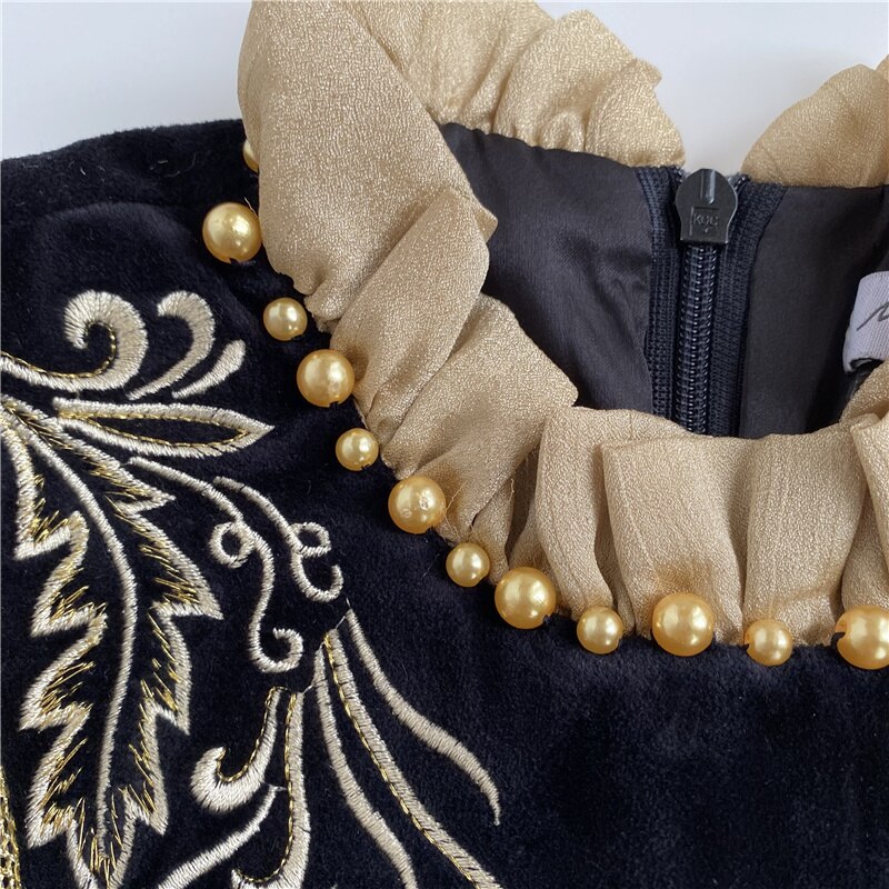 Abito in velluto a coste per ragazze stilista di alta moda abiti per bambini abiti natalizi ricamati con motivo floreale abiti da sposa per bambini