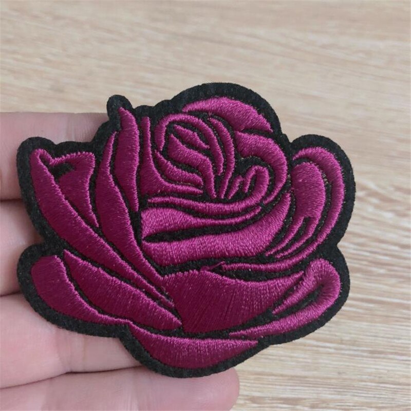 5 pièces/lot coudre/fer sur Patch pour veste en jean brodé Applique Badge Rose fleur Patch pour vêtements tissu vêtements bricolage: Rose red 5pcs