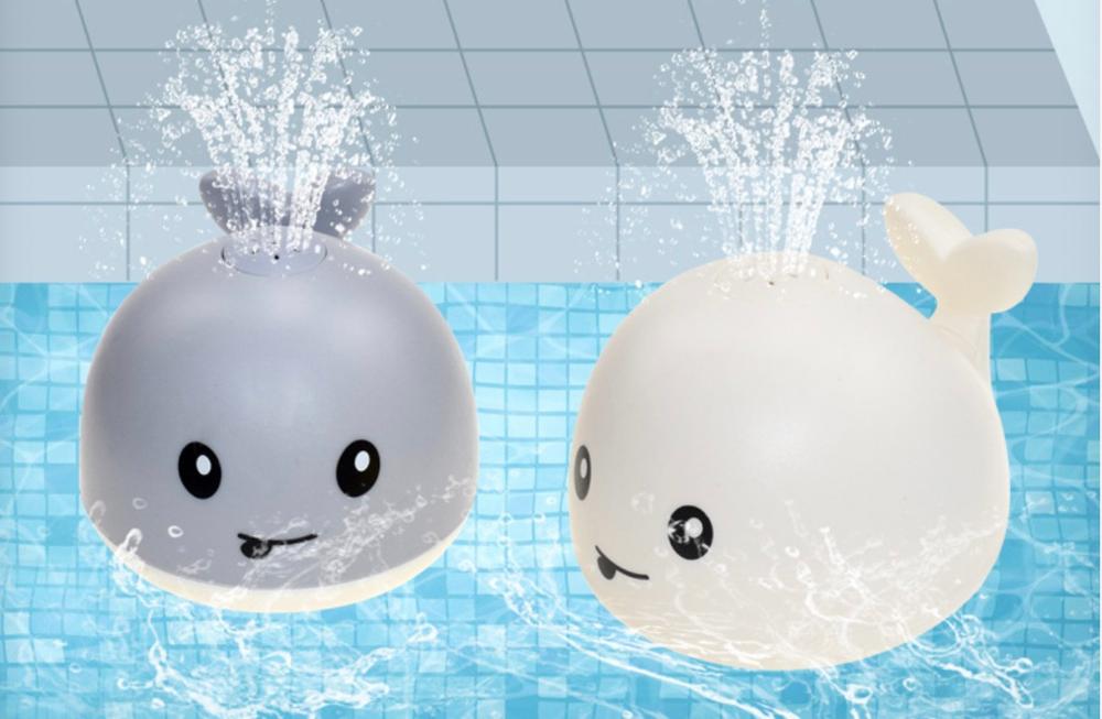 Badelegetøj swimmingpool sød dyrehval lyser op springvand, bedst til drenge og piger