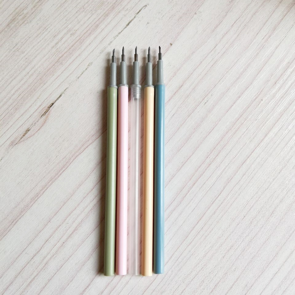 Die Cutter Press Utility Knife Simple Student's Manual Paper Cutting Carving Girl Scrapbooking DIY Tools Craft Style Album Diary: 5 pcs mixed color