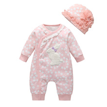 Winter Pasgeboren Baby Meisje Kleding Dikker Cherry print cartoon konijn Prinses Jumpsuit Kleding Sets Meisjes Bodysuit + Hoeden A1