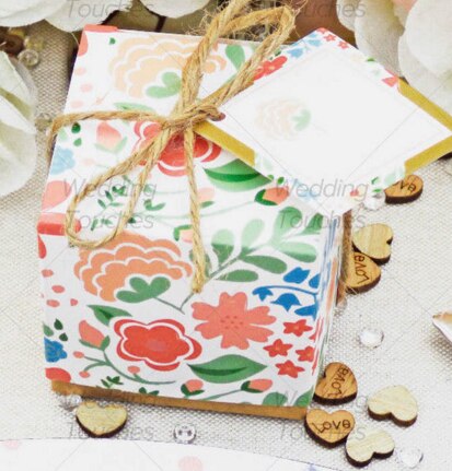 Kraftpapir blomst trykt bryllup slik æske baby shower fødselsdagsfest favor slik valentine æske med blankt kort