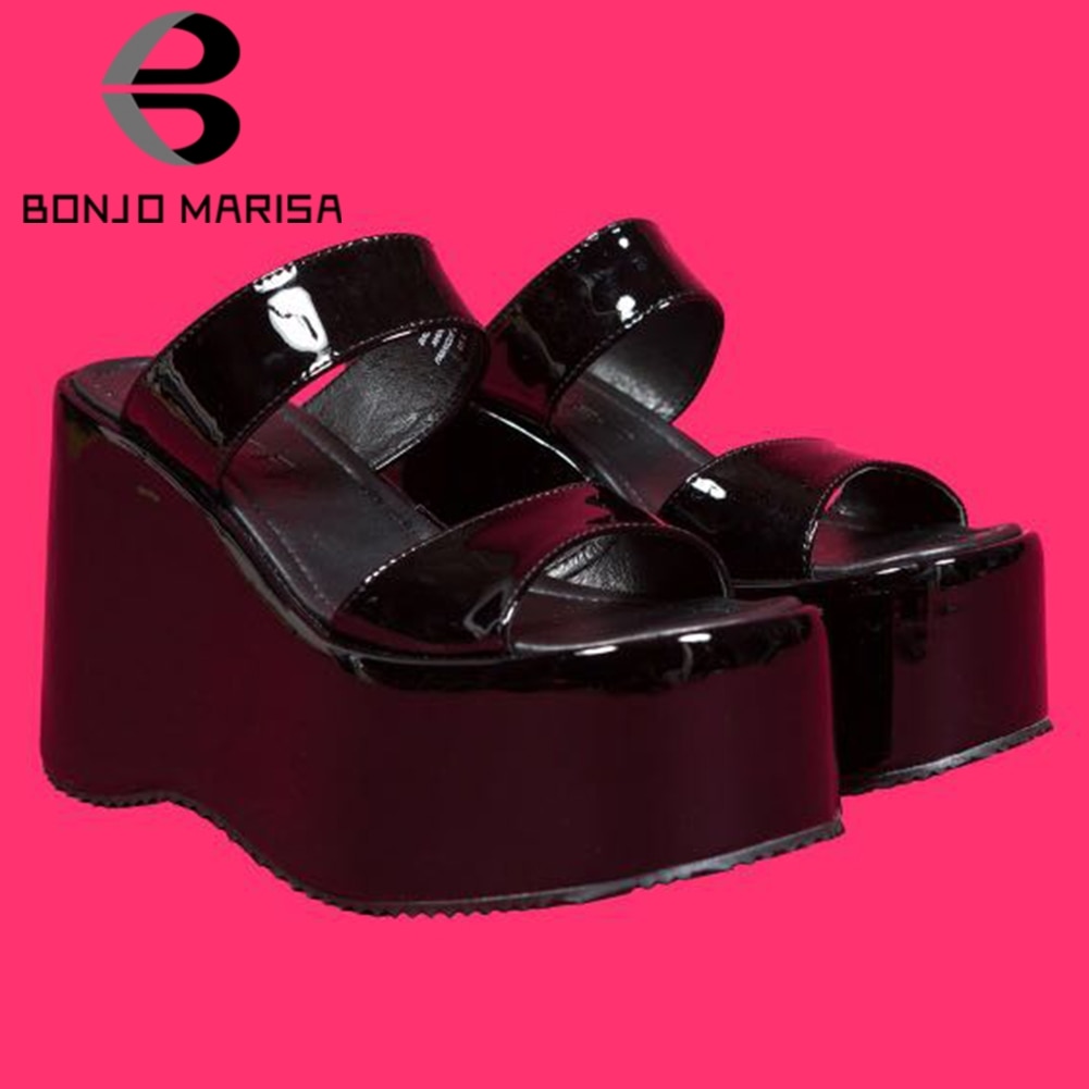 Sandalias góticas con plataforma y Punta abierta para mujer, cuñas de suela gruesa, chanclas Punk informales de ocio al aire libre, zapatos de verano,