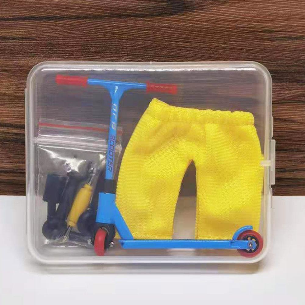 Patinete de dedo de aleación con Mini patinetes, herramientas y accesorios de tablero de dedo, Mini monopatín, juguete para dedos para más de 3 años, C4u3