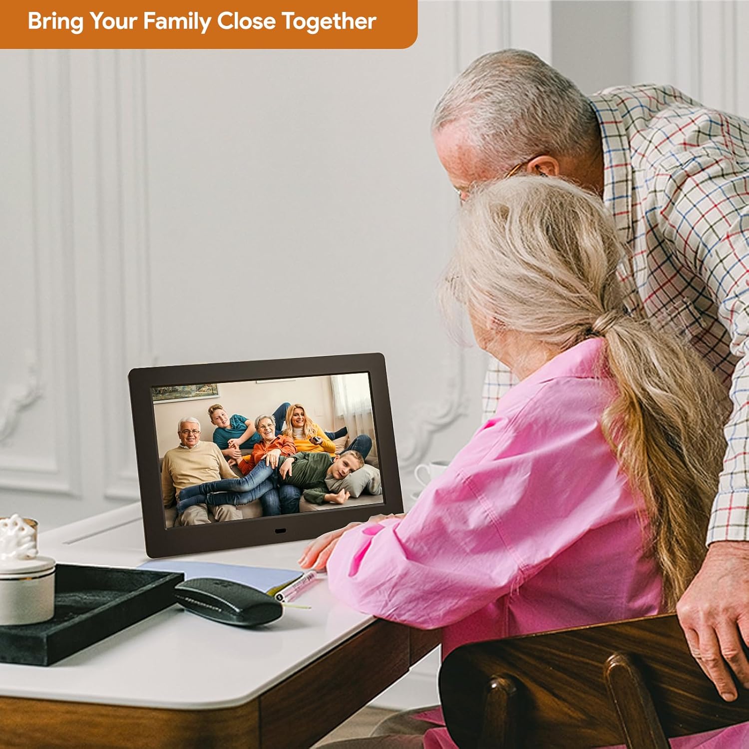 7 Inch Digital Picture Frame, HD IPS Displays Photo Frames with Remote Control,Using USB or SD to Play Photos/Videos/Music