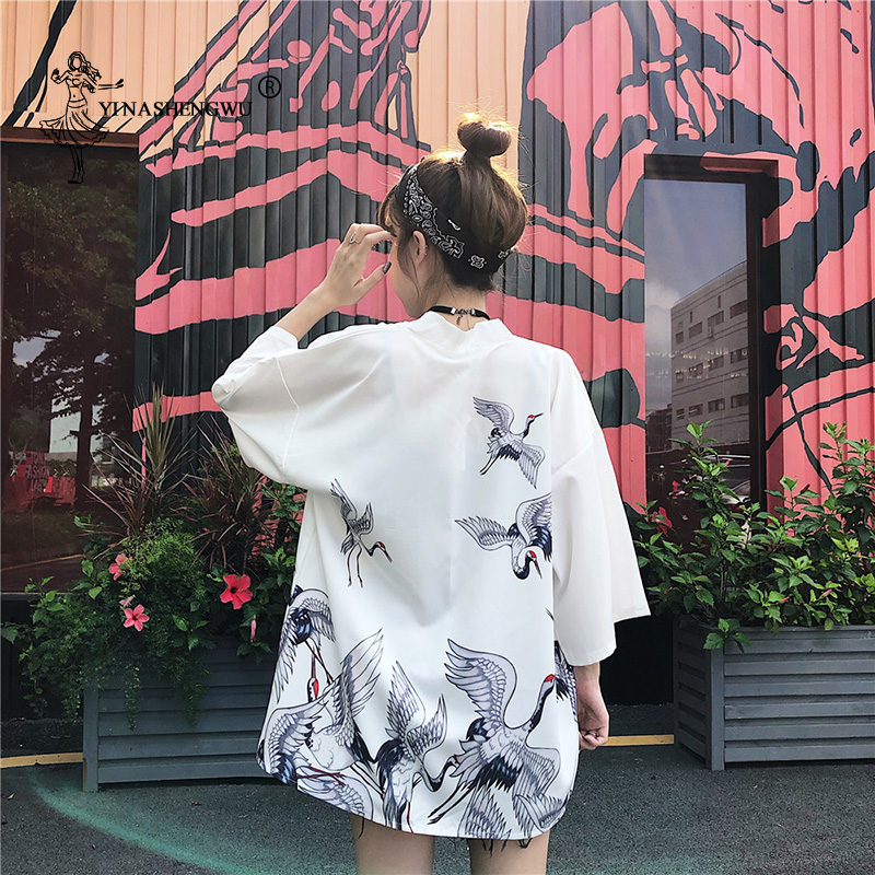 Kimono Yukata Women Harakuju Vintage Cartoon Print Kimono Cardigan Sunscreen Outerwear Travel Thin Asia Cosplay Costume