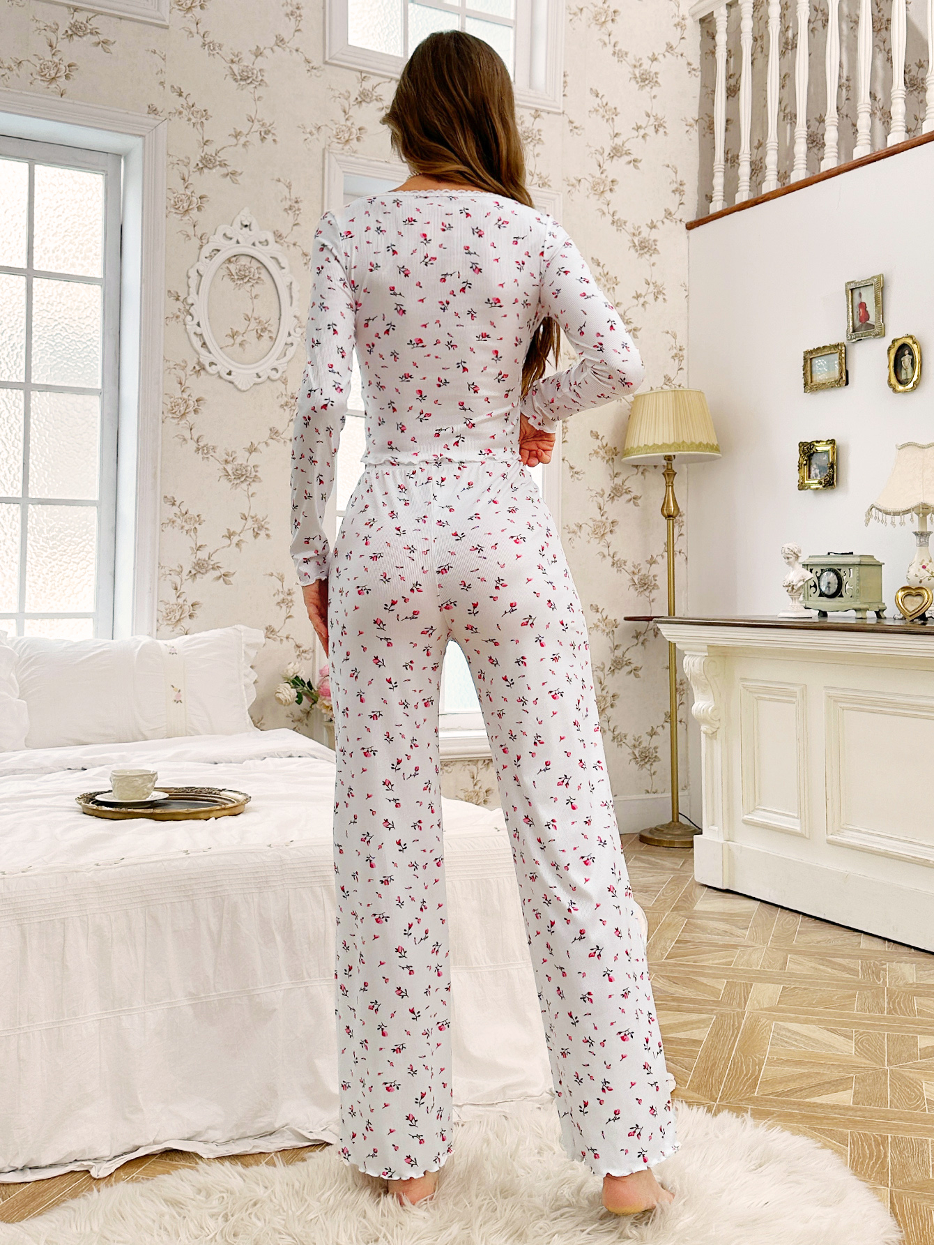 Pijamas femininos Ditsy Floral Print Alface Trim PaJamas Set Cintura elástica Loungewear Roupa de dormir de manga comprida