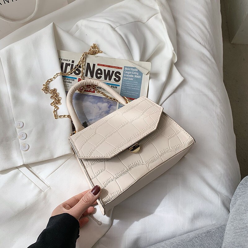 Handtaschen im vintage-stil mit steinmuster, schulterriemen und metallriemen – ideal für frühling und sommer. perfekt für pendler.: Weiß