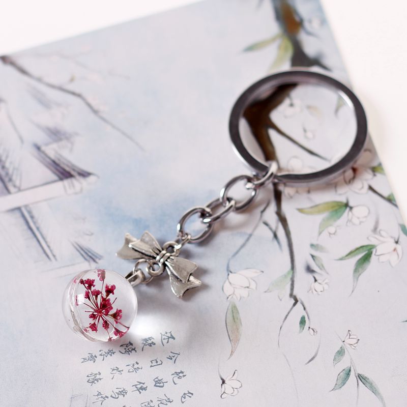 Ethnische Stil Einfache Schöne Getrocknete Blumen Glas Ball Legierung Bogen Anhänger Keychain Süße Mädchen frauen Schlüssel Tasche Zubehör