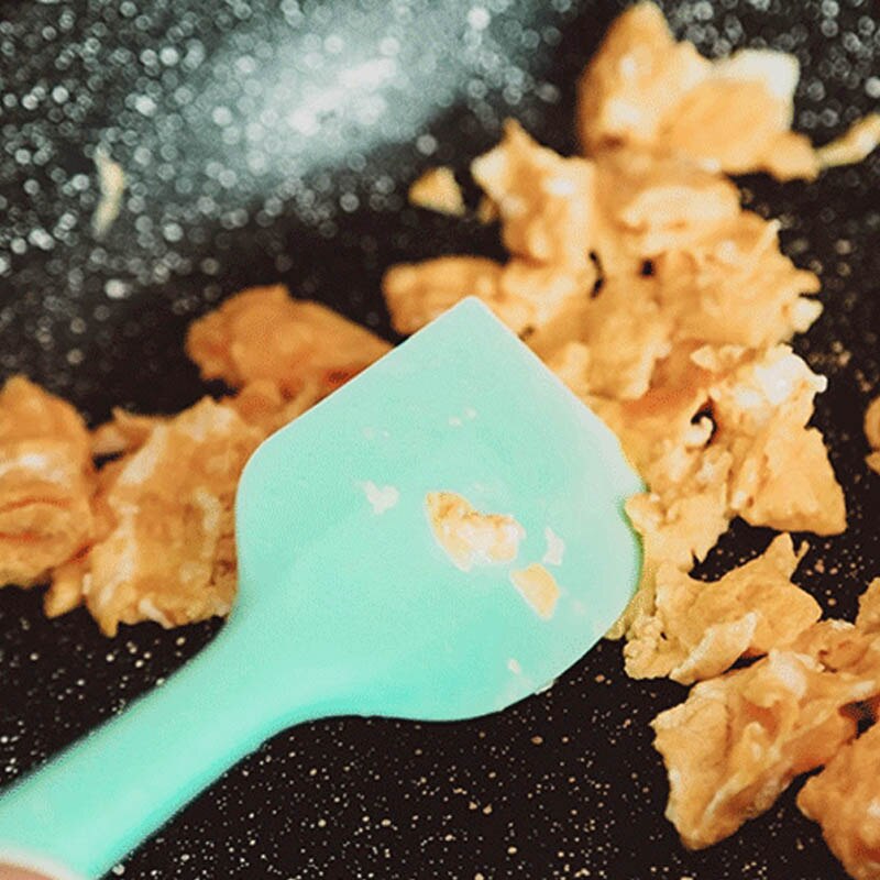 1pcs Kitchen Supplies Silicone Cake Spatula Translucent Multi Purpose High-temperature for Butter Cooking Cookie Pastry Scraper