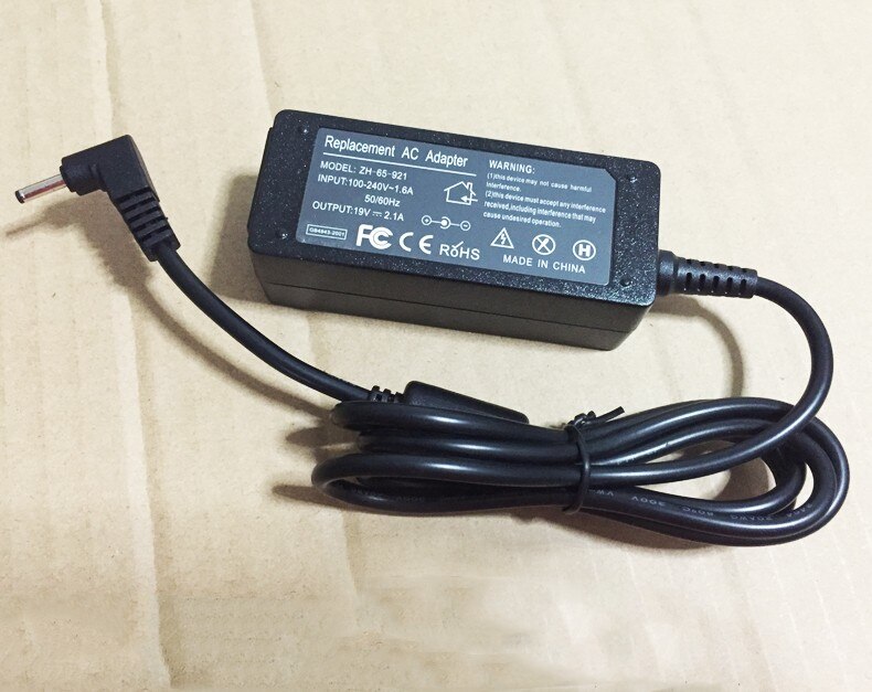 Caricabatterie adattatore di alimentazione ca per laptop 19V 2.1A 40W per Samsung NP305U1A NP530U3B NP535U3C NP535U4C NP540U3C NP900X1B 3.0 x1.1mm