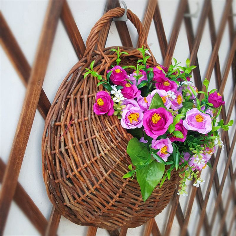 Kunstige blomster veggmontert kurv vegghengende plante potter flettet veggkurv hengende planter til hage bryllup vegg hjem