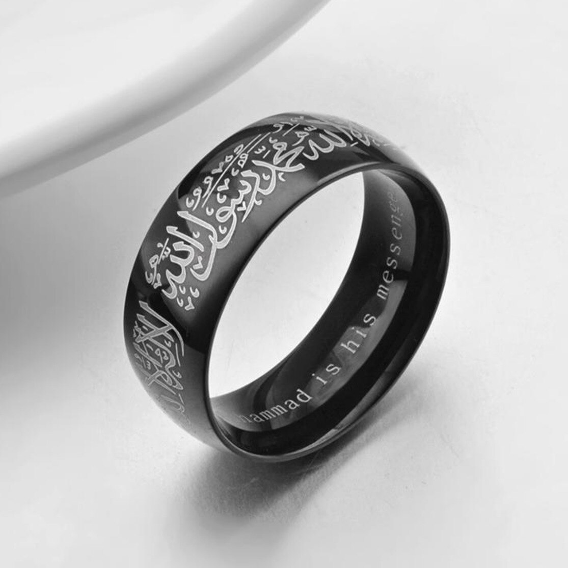 Bague religieuse de Allah pour hommes, 8MM, bague religieuse islamique arabe et musulmane, en acier inoxydable, avec Shahada en écriture arabe et anglaise