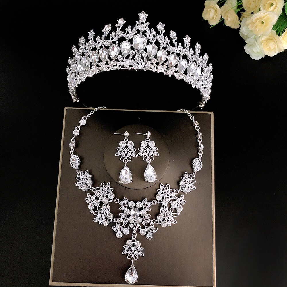 Conjunto de joyas para novia, Set de joyas de cristal, Tiara, corona, pendientes, Gargantilla, collar, boda, Dubái, oro, rojo, azul, verde, Barroco: 3Pcs White Jewey Set
