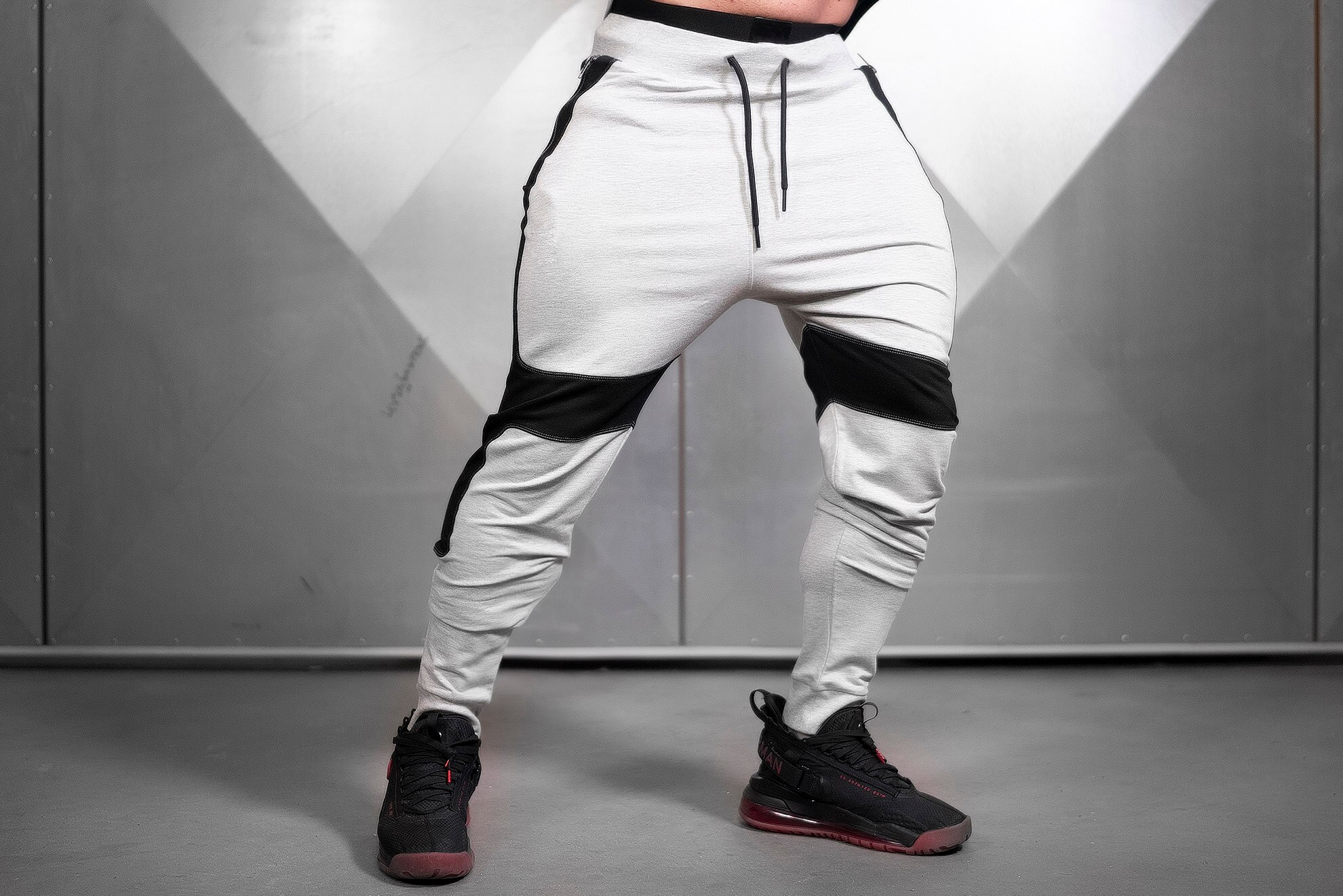 Sport Fitness Pants Mens Outdoor Gym Running Drawstring Sportswear Loose Training Pants Patchwork Sweatpants Leisure Trousers: Grayish White / M