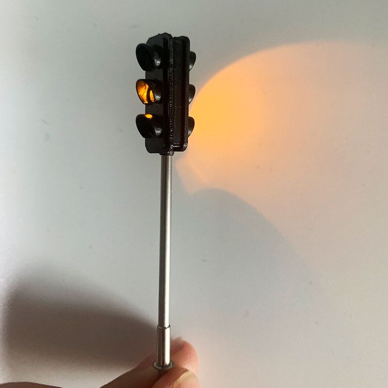 HO Scale Model Traffic Lights/Operating Pole Mount Overhead Traffic Lights with Controller Architecture Street Train Railway