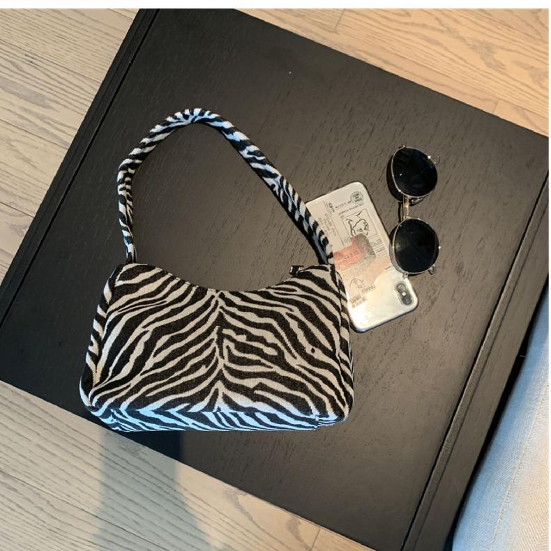 Vintage Vrouwen Hobos Kleine Schoudertassen Zebra Patroon Dames Baguette Onderarm Zak Mode Vrouwelijke Tote Handtas Handtassen