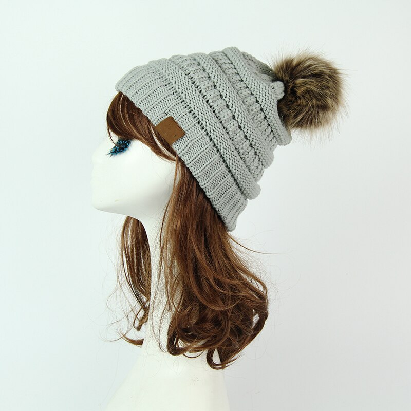 Femmes hiver tricot Slouchy bonnet chapeau crâne casquette de Ski fausse fourrure Pom Pom chapeaux pour les femmes: Light gray