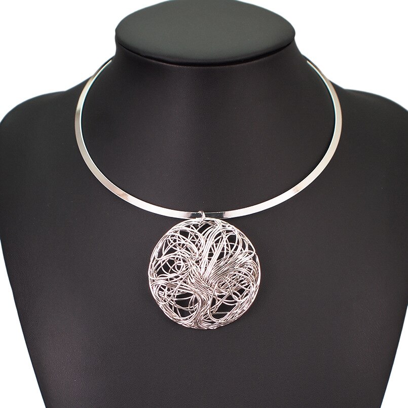 Mode Grote Ronde Kraag Draaimomenten Choker Ketting Hangers Vintage Statement Kettingen Voor Vrouwen Sieraden: round silver