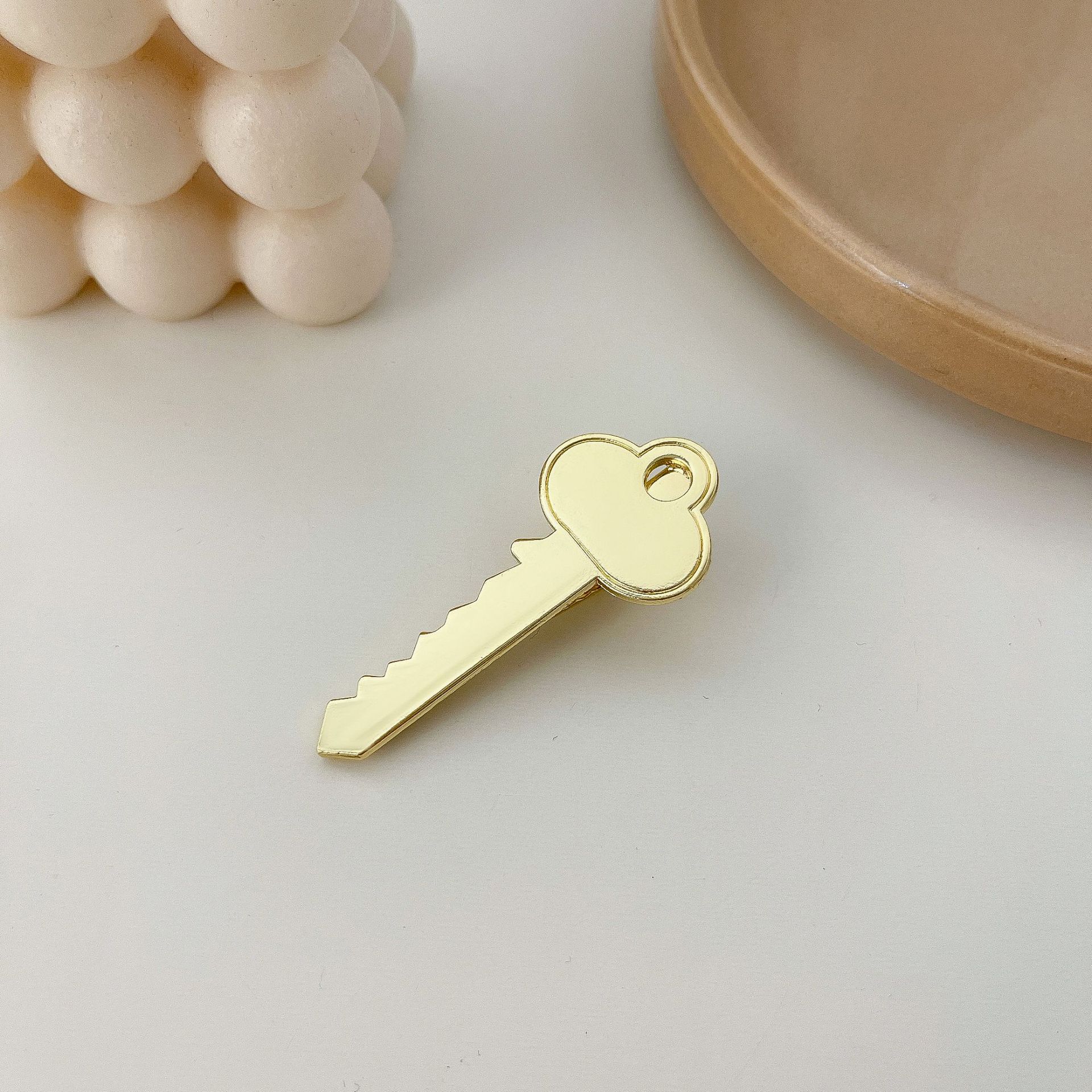 Mode Legering Haarspeldjes Schaar Kam Tang Een Woord Clip Vorm Haarspeld Eendenbek Pin Kant Clip Pony Haar Clip Voor vrouw: A