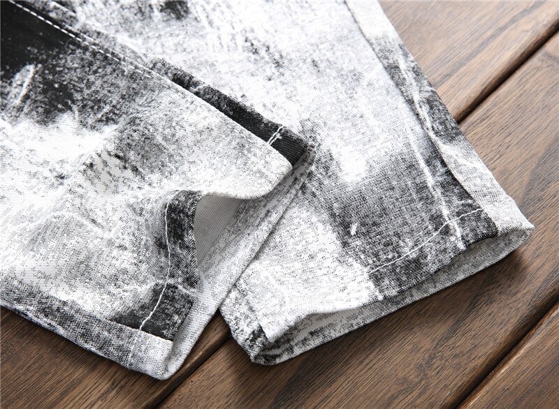 Heren jeans met print, punkstijl, gothic, zwart geverfd, dj club night, slim leg, coole witte jeans voor jonge mannen