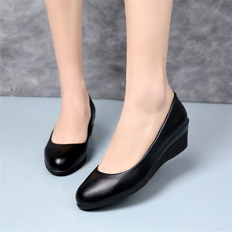 Big Size Vrouwen Schoenen Zwart Pomp Wedge Jurk Schoenen Dames Hakken Retro Party Hoge Hakken Mode Kantoor Pompen Bruiloft schoenen