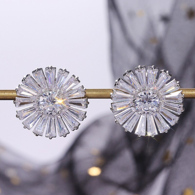 2022 luxe zilveren koreaanse oorbellen in zonnebloemvorm voor dames, jubileumsieraden, in bulk te koop  e5894