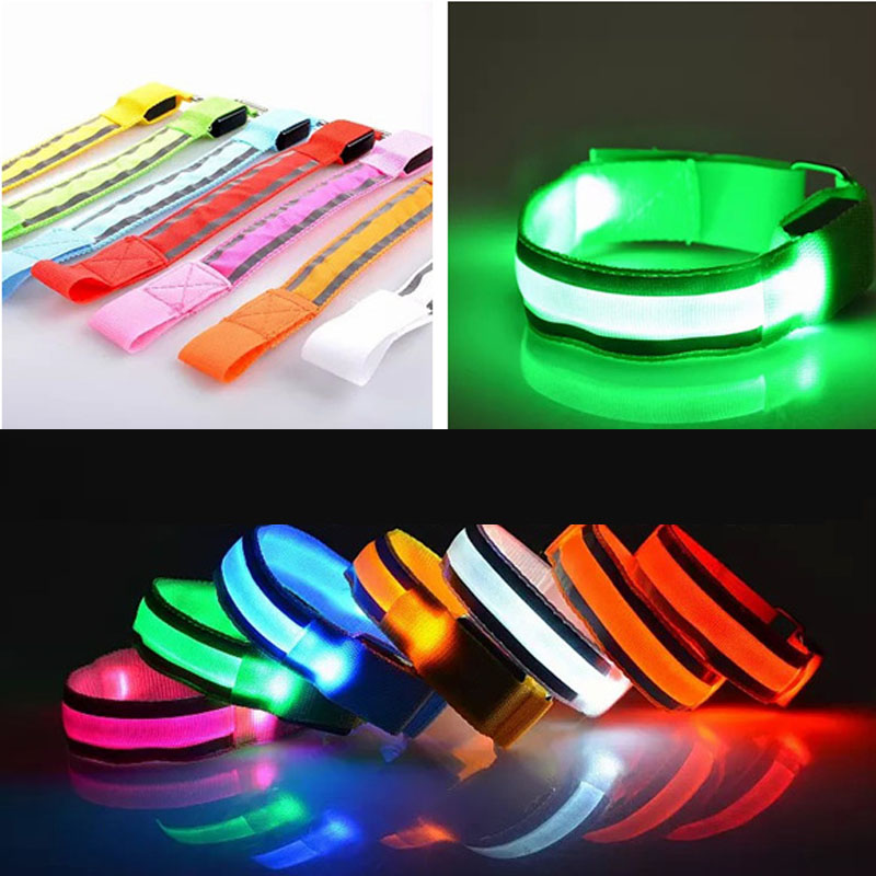 Pulseras luminosas LED para niños y adultos, muñequeras luminosas para el brazo, suministros de deportiva, Festival, 1 unidad