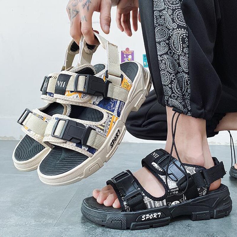 Summer Men Sandals Breathable Lightweight Casual Shoes Comfortable Non-slip Swimming Water Shoes Beach Slippers Mens Sneakers